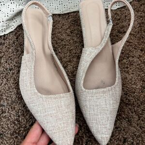 BOUTIQUE Pointed Toe Linen Dressy Business Women's Cream Tan Sz 42 Shoe Heelss